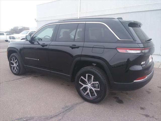 new 2025 Jeep Grand Cherokee car, priced at $43,477
