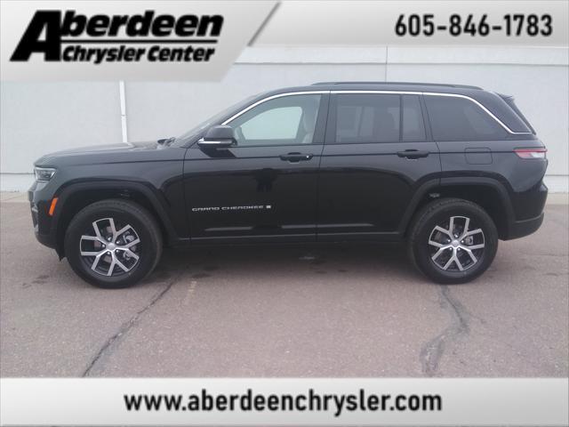 new 2025 Jeep Grand Cherokee car, priced at $43,477