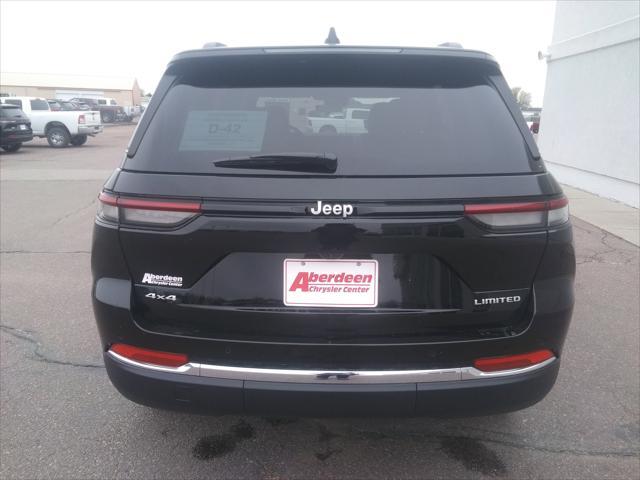 new 2025 Jeep Grand Cherokee car, priced at $43,477