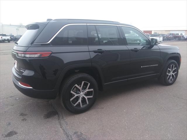 new 2025 Jeep Grand Cherokee car, priced at $43,477