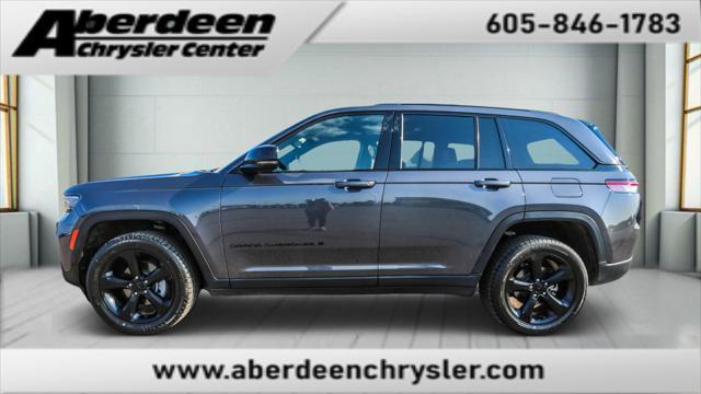 used 2022 Jeep Grand Cherokee car, priced at $34,950