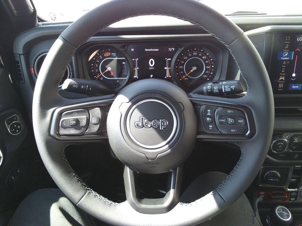new 2025 Jeep Wrangler car, priced at $59,477