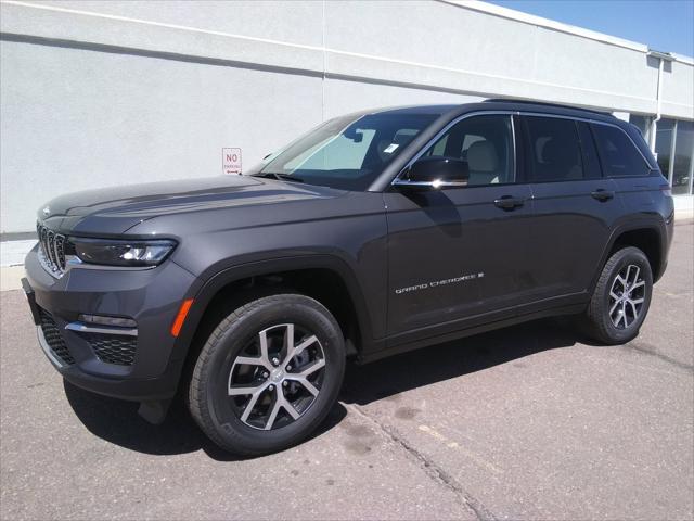 new 2025 Jeep Grand Cherokee car, priced at $43,977