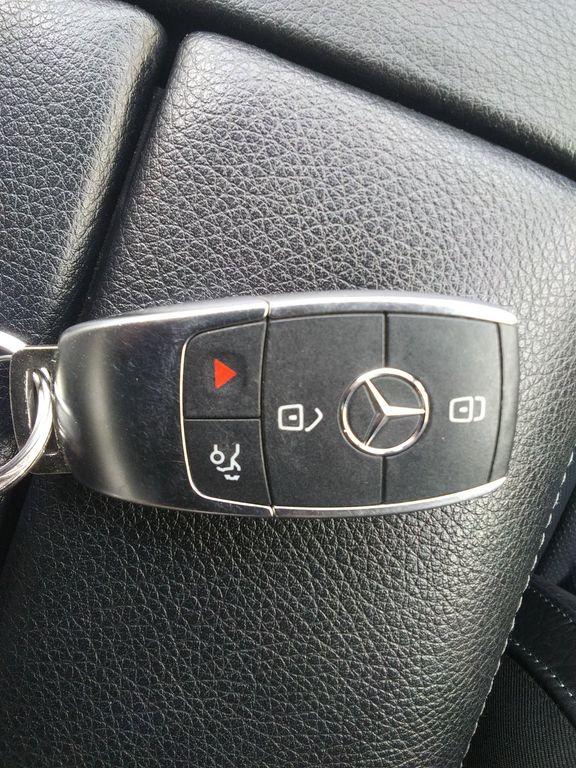 used 2021 Mercedes-Benz GLE 450 car, priced at $37,975