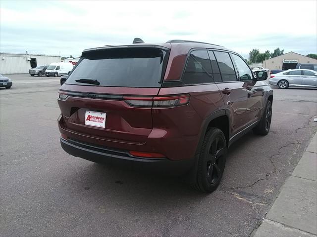 new 2024 Jeep Grand Cherokee car, priced at $44,977