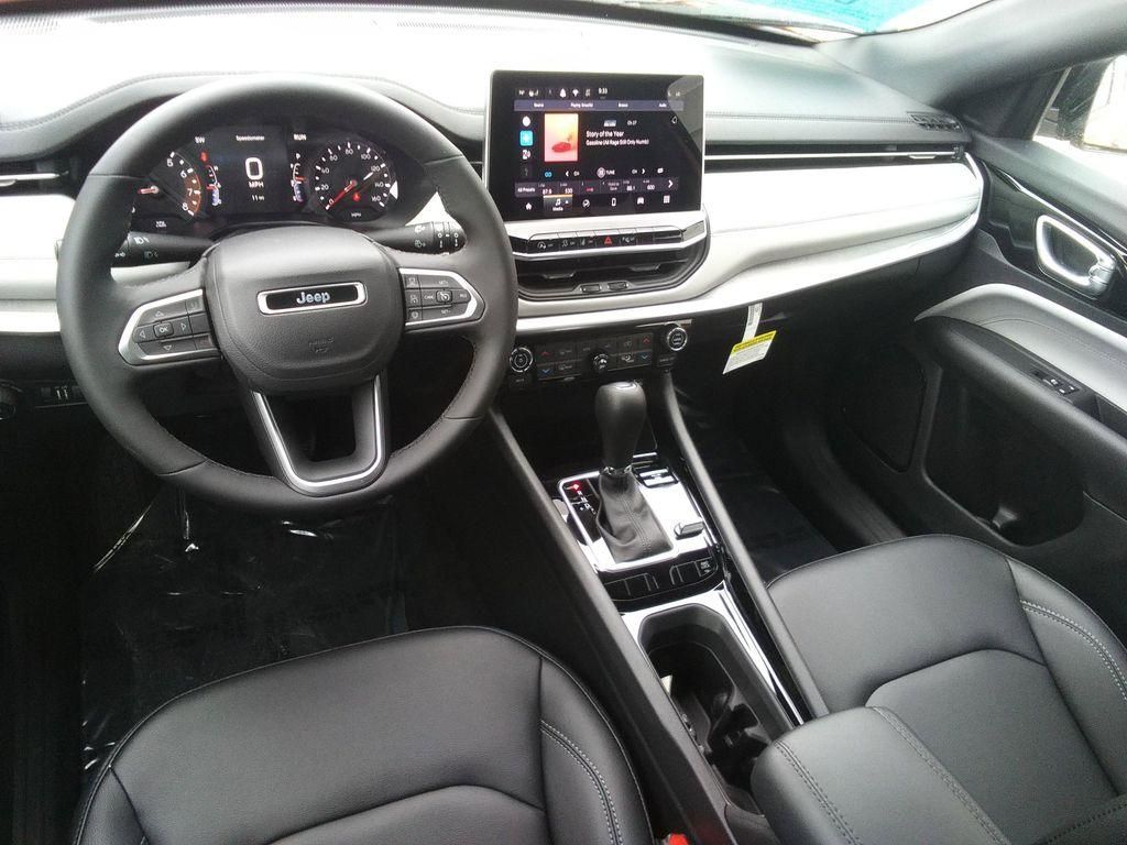 new 2026 Jeep Compass car, priced at $33,977