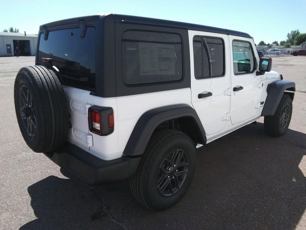 new 2025 Jeep Wrangler car, priced at $44,977