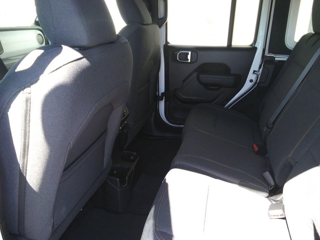new 2025 Jeep Wrangler car, priced at $44,977
