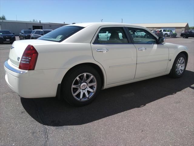 used 2006 Chrysler 300 car, priced at $9,999