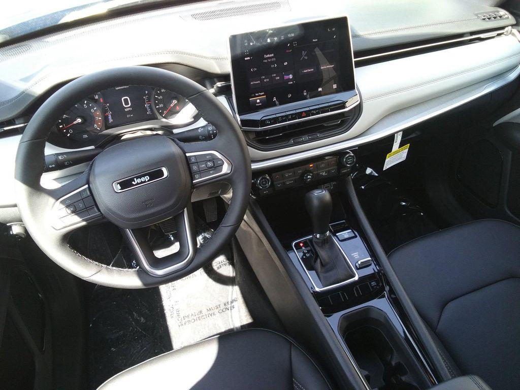 new 2025 Jeep Compass car, priced at $31,977