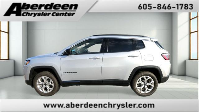 new 2025 Jeep Compass car, priced at $33,277