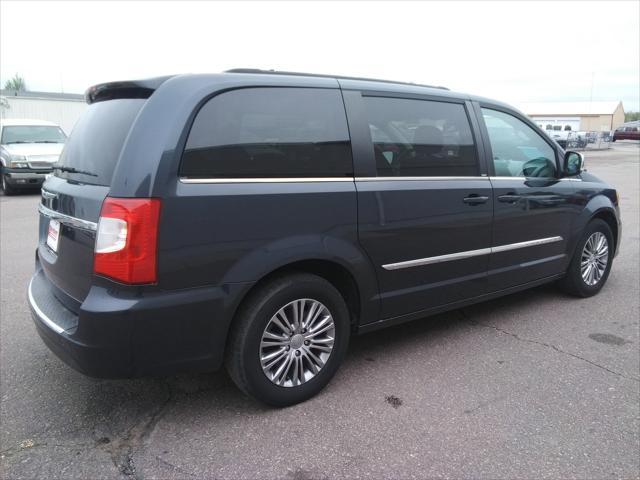 used 2014 Chrysler Town & Country car, priced at $6,999