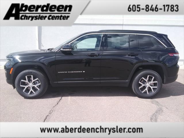 new 2025 Jeep Grand Cherokee car, priced at $43,477