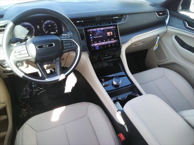 new 2025 Jeep Grand Cherokee L car, priced at $44,977