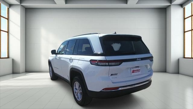 new 2024 Jeep Grand Cherokee car, priced at $39,977