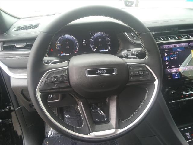 new 2025 Jeep Grand Cherokee car, priced at $45,977