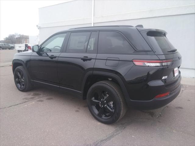 new 2025 Jeep Grand Cherokee car, priced at $45,977