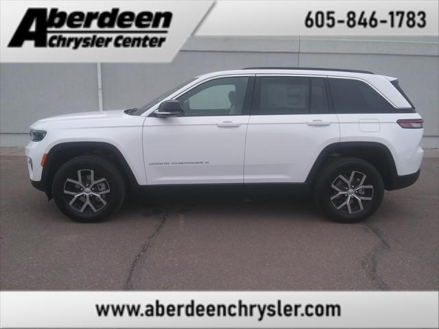 new 2025 Jeep Grand Cherokee car, priced at $41,977