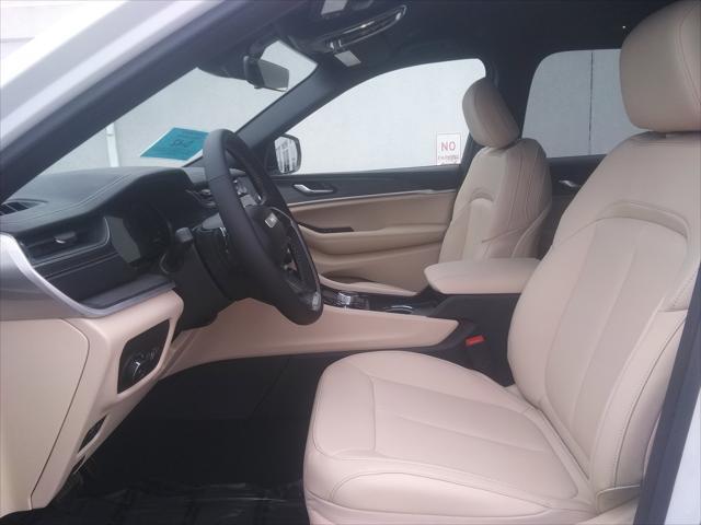 new 2025 Jeep Grand Cherokee car, priced at $41,977