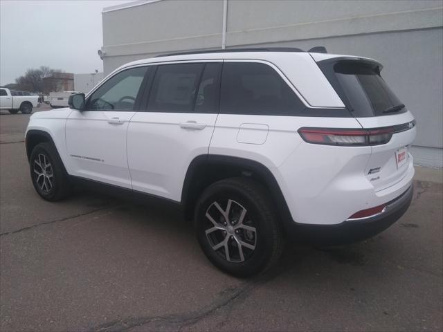 new 2025 Jeep Grand Cherokee car, priced at $41,977