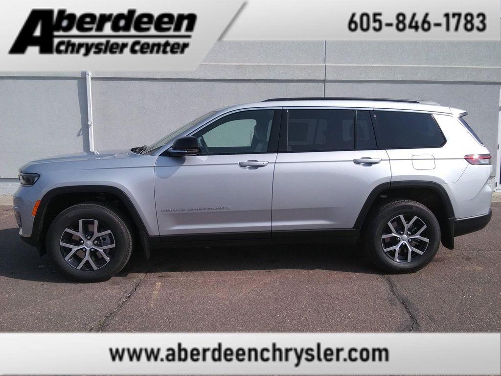 new 2025 Jeep Grand Cherokee L car, priced at $46,977