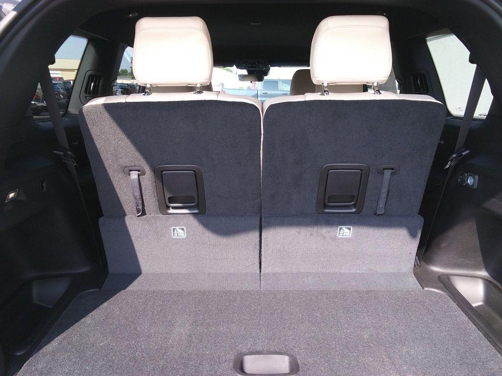 new 2025 Jeep Grand Cherokee L car, priced at $46,977