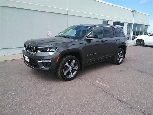 new 2024 Jeep Grand Cherokee car, priced at $45,477