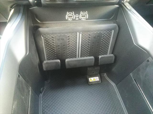 new 2025 Ram 3500 car, priced at $79,977