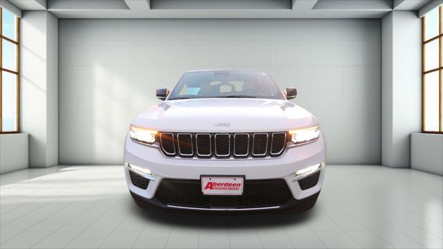 new 2025 Jeep Grand Cherokee car, priced at $44,477