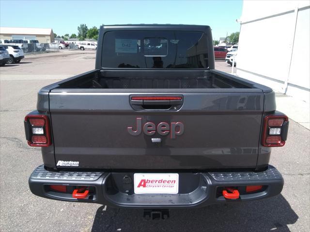 new 2025 Jeep Gladiator car, priced at $51,977