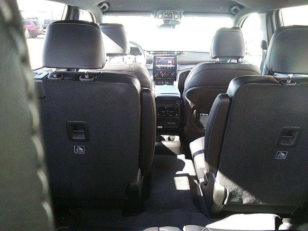 new 2025 Jeep Grand Cherokee L car, priced at $46,977
