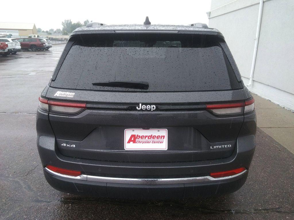 used 2024 Jeep Grand Cherokee car, priced at $35,975