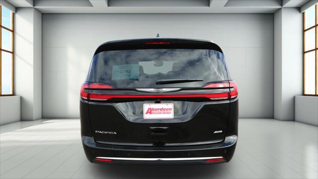 new 2025 Chrysler Pacifica car, priced at $46,977