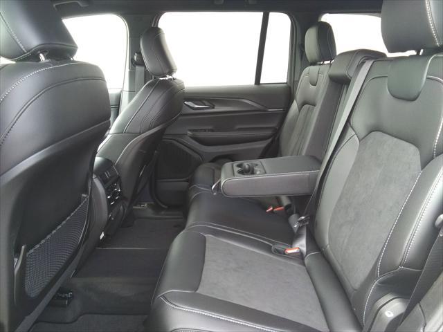 new 2025 Jeep Grand Cherokee car, priced at $42,477