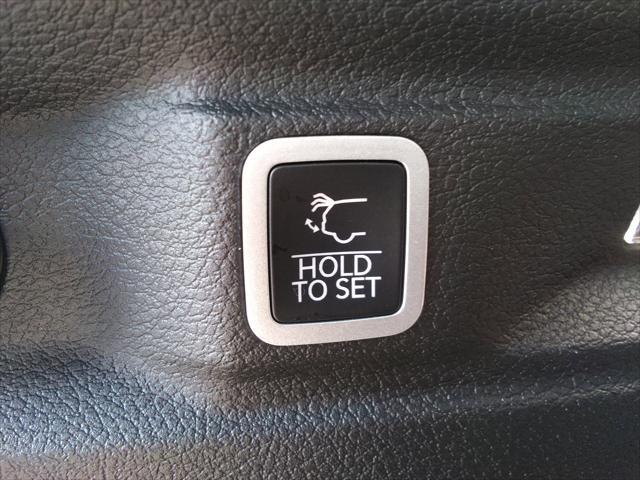 new 2025 Jeep Grand Cherokee L car, priced at $45,977