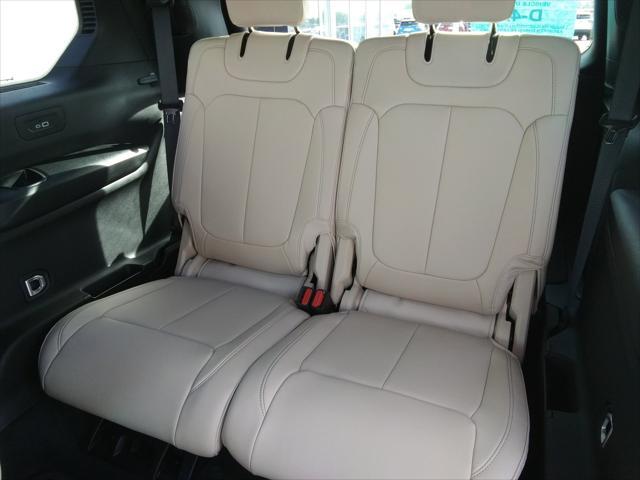new 2025 Jeep Grand Cherokee L car, priced at $45,977