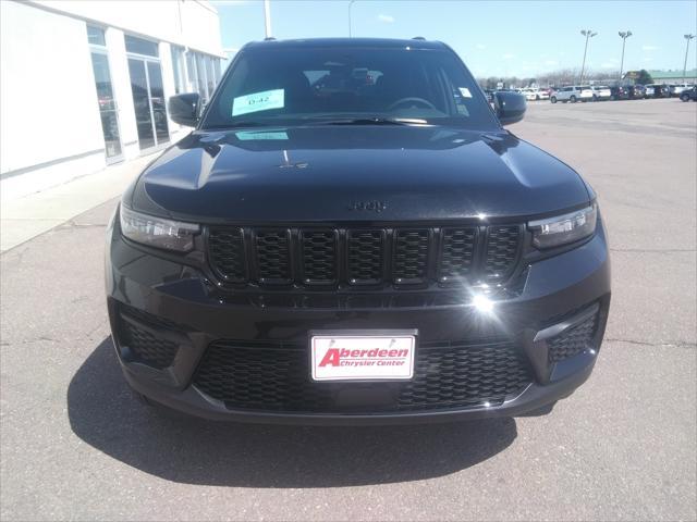 new 2025 Jeep Grand Cherokee car, priced at $42,477