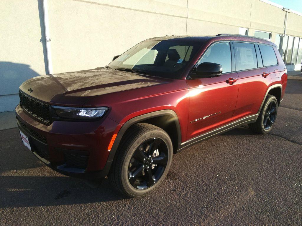 new 2025 Jeep Grand Cherokee L car, priced at $43,977