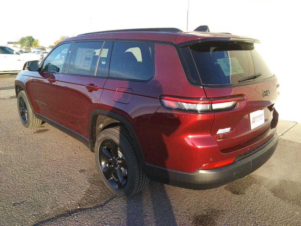 new 2025 Jeep Grand Cherokee L car, priced at $43,977