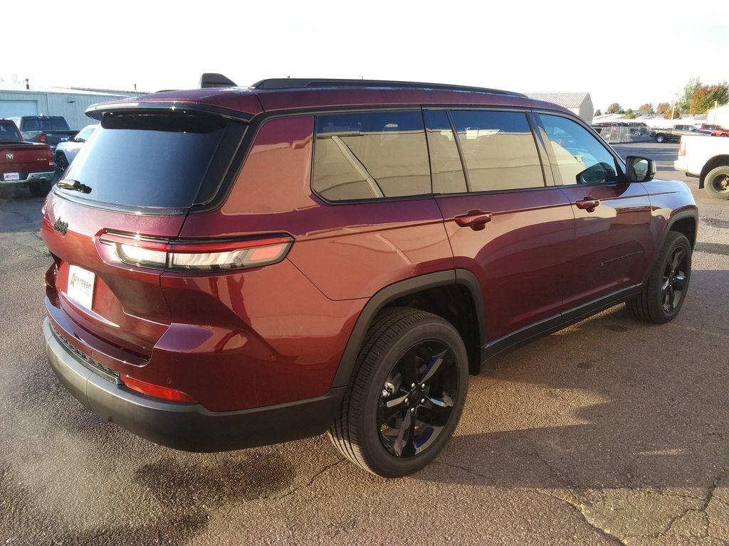 new 2025 Jeep Grand Cherokee L car, priced at $43,977