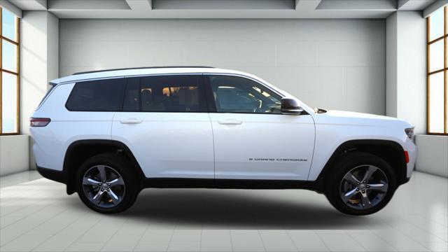 new 2025 Jeep Grand Cherokee L car, priced at $50,977