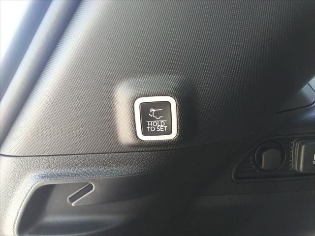 new 2025 Jeep Grand Cherokee car, priced at $43,977