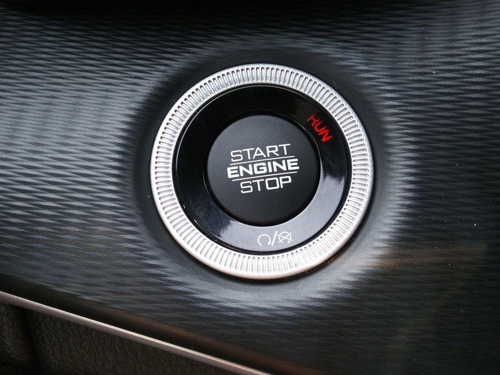 used 2023 Jeep Grand Cherokee car, priced at $32,450