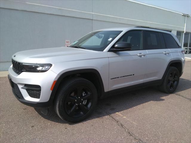 used 2023 Jeep Grand Cherokee car, priced at $32,975