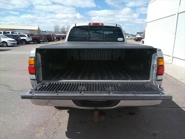 used 2002 Toyota Tundra car, priced at $7,489