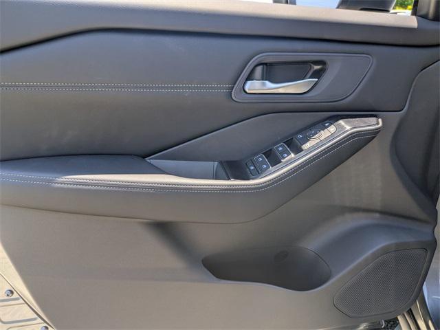 new 2025 Nissan Rogue car