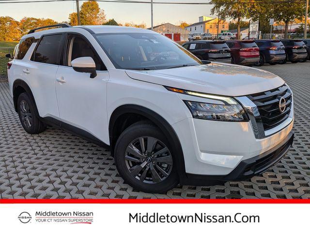 new 2025 Nissan Pathfinder car, priced at $44,005