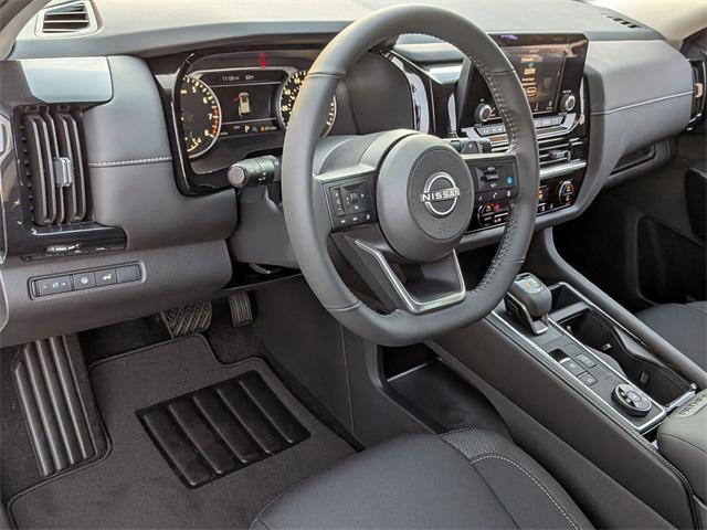new 2025 Nissan Pathfinder car, priced at $44,005
