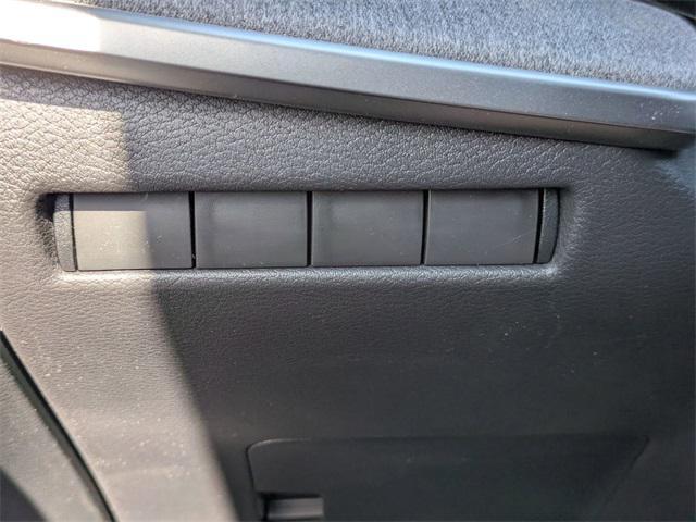 new 2025 Nissan Kicks car