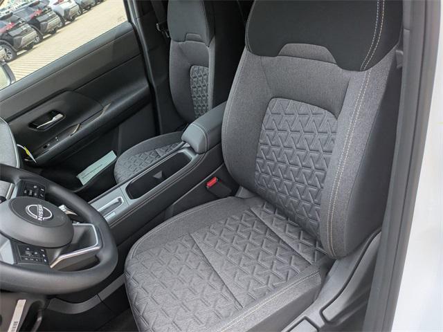new 2025 Nissan Kicks car, priced at $26,920